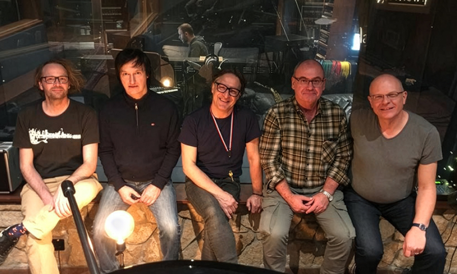 Our_Favorite_Things_Firefly_Upscaler_4x_Skalierung_tt